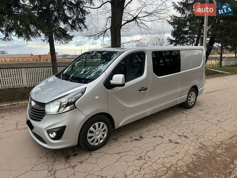 Opel Vivaro 2014