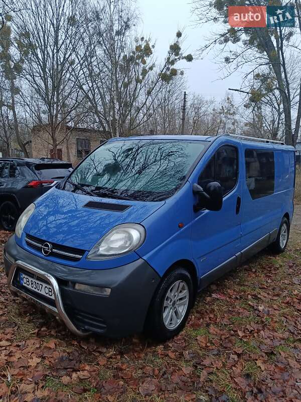 Opel Vivaro 2004