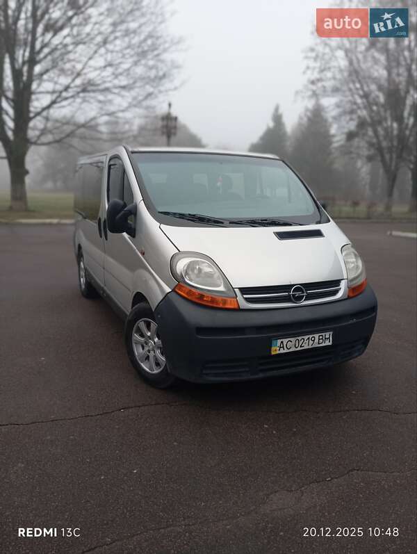 Opel Vivaro 2002