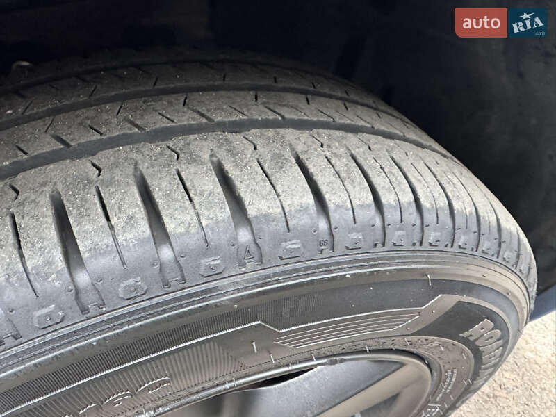 Мінівен Opel Vivaro 2008 в Рівному