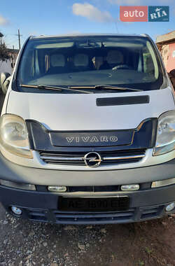 Мінівен Opel Vivaro 2006 в Кривому Розі