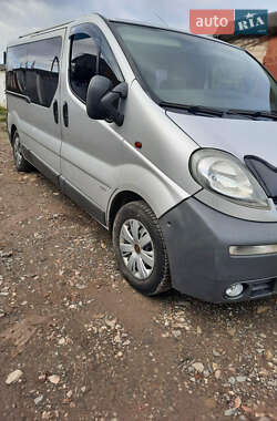 Мінівен Opel Vivaro 2006 в Кривому Розі