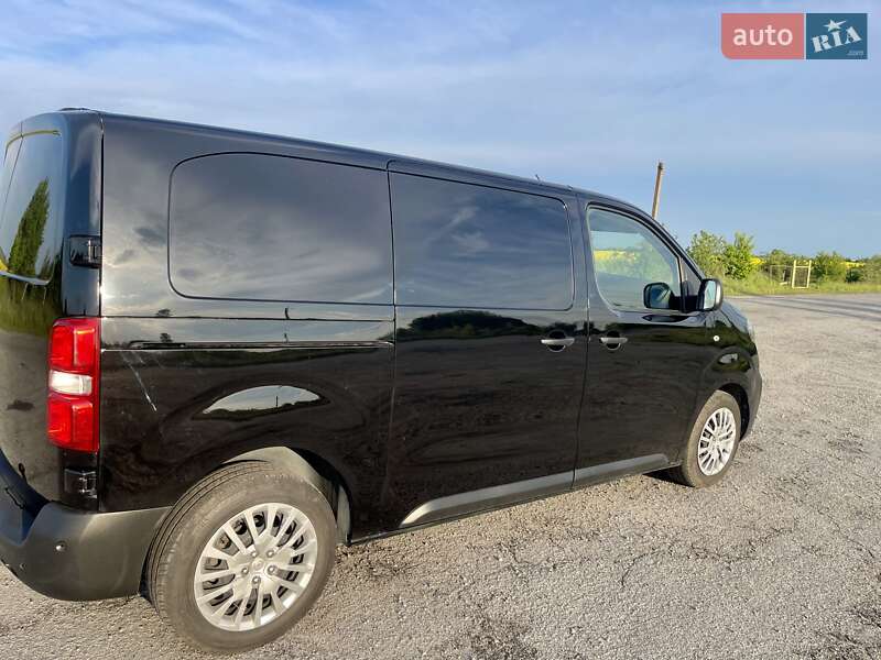 Грузовой фургон Opel Vivaro 2021 в Киеве