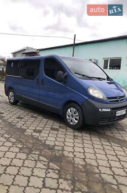 Минивэн Opel Vivaro 2003 в Ровно