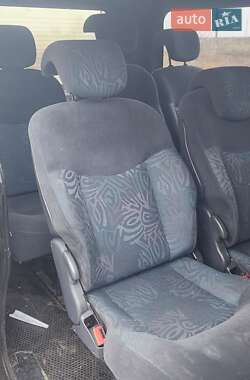 Мінівен Opel Vivaro 2007 в Острозі