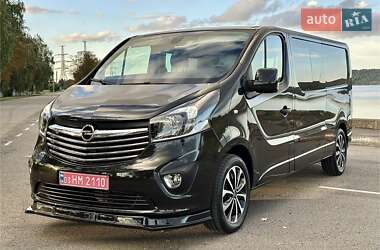 Минивэн Opel Vivaro 2016 в Ивано-Франковске