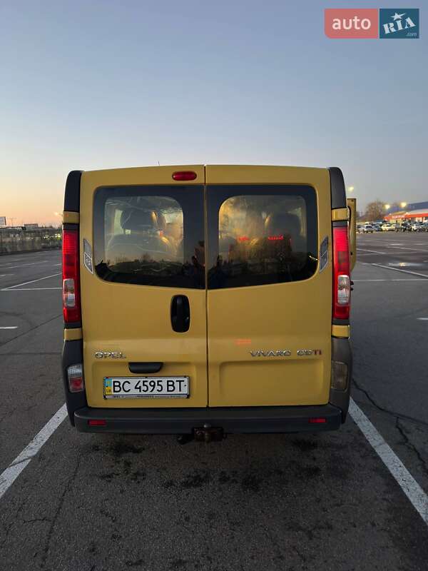 Мінівен Opel Vivaro 2008 в Львові