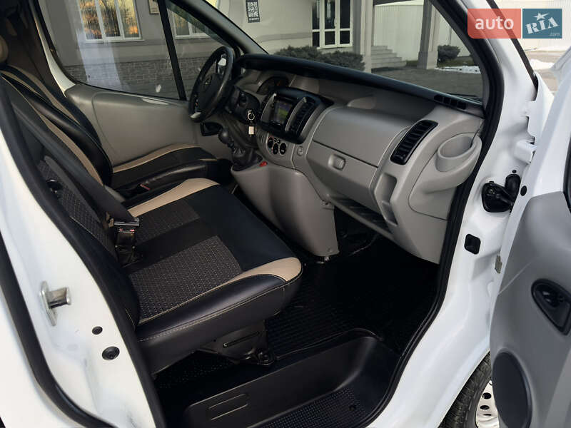 Минивэн Opel Vivaro 2007 в Черновцах фото 38 Минивэн Opel Vivaro 2007 в Черновцах