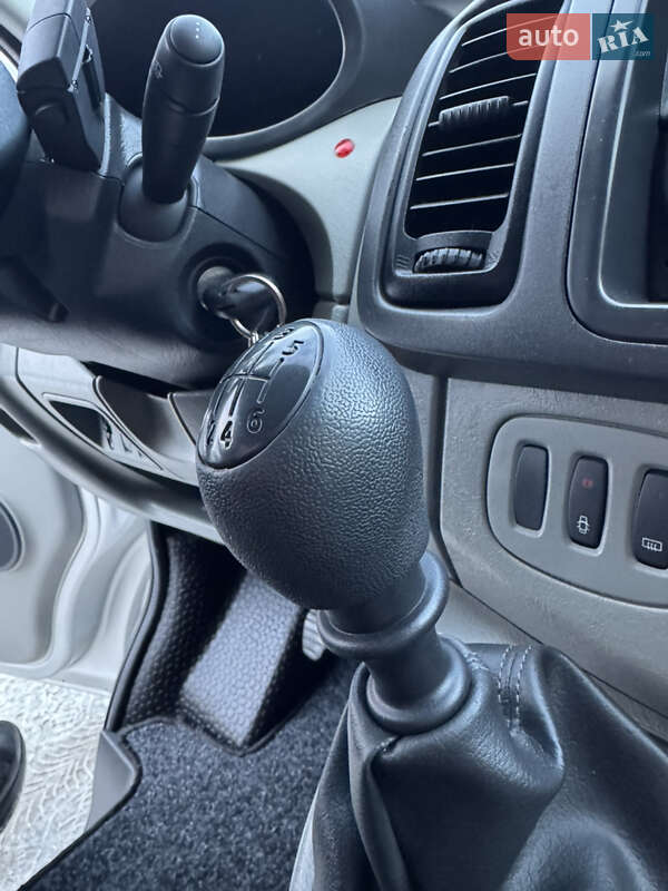 Минивэн Opel Vivaro 2012 в Луцке фото 43 Минивэн Opel Vivaro 2012 в Луцке