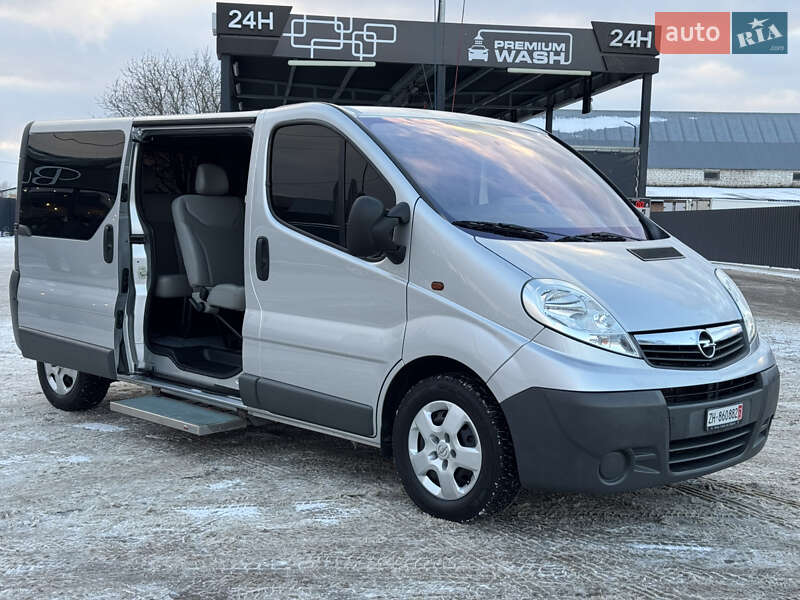 Минивэн Opel Vivaro 2012 в Луцке фото 55 Минивэн Opel Vivaro 2012 в Луцке