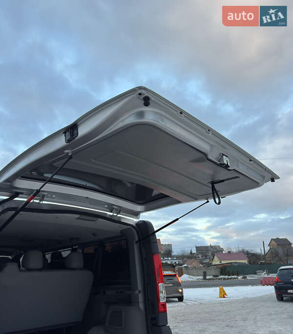 Минивэн Opel Vivaro 2012 в Луцке фото 69 Минивэн Opel Vivaro 2012 в Луцке