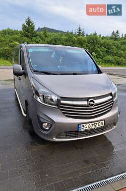 Минивэн Opel Vivaro 2015 в Львове