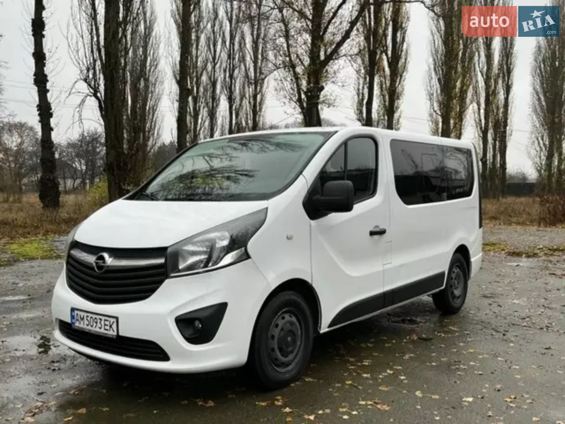 2015 Opel Vivaro - фото 1
