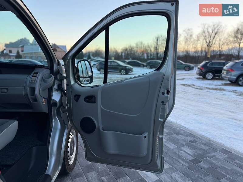 Минивэн Opel Vivaro 2012 в Коломые фото 18 Минивэн Opel Vivaro 2012 в Коломые