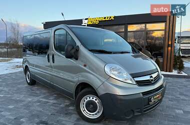 Мінівен Opel Vivaro 2012 в Коломиї