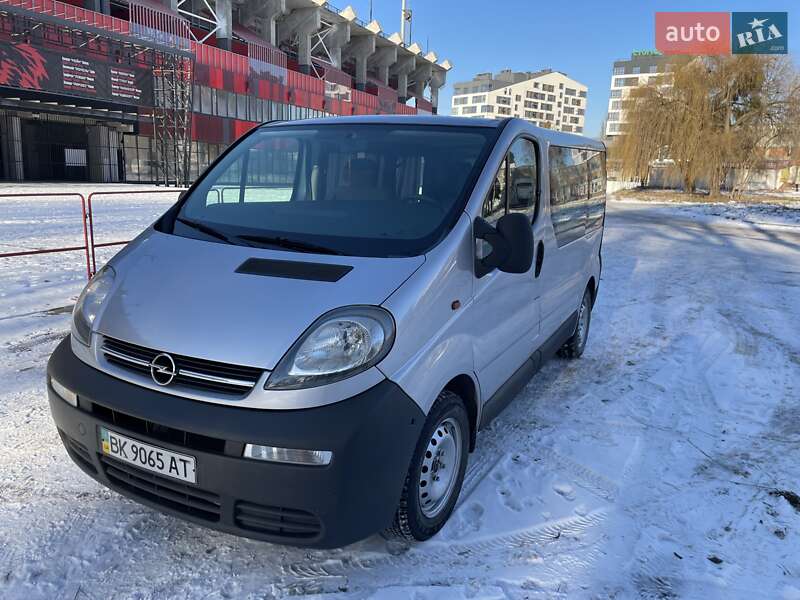 Мінівен Opel Vivaro 2005 в Рівному фото 2 Мінівен Opel Vivaro 2005 в Рівному