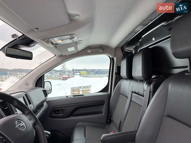 Вантажний фургон Opel Vivaro 2020 в Радивиліві