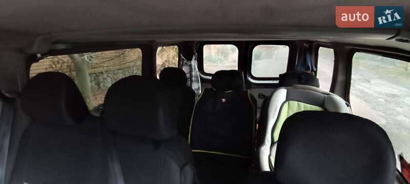 Минивэн Opel Vivaro 2004 в Горишних Плавнях