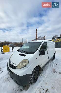 Вантажний фургон Opel Vivaro 2007 в Чернівцях