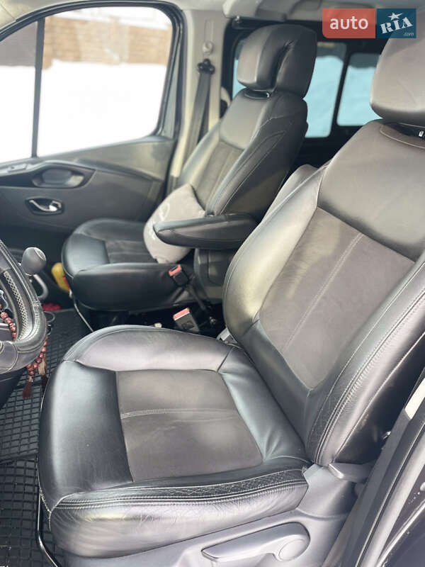 Минивэн Opel Vivaro 2016 в Радехове фото 8 Минивэн Opel Vivaro 2016 в Радехове