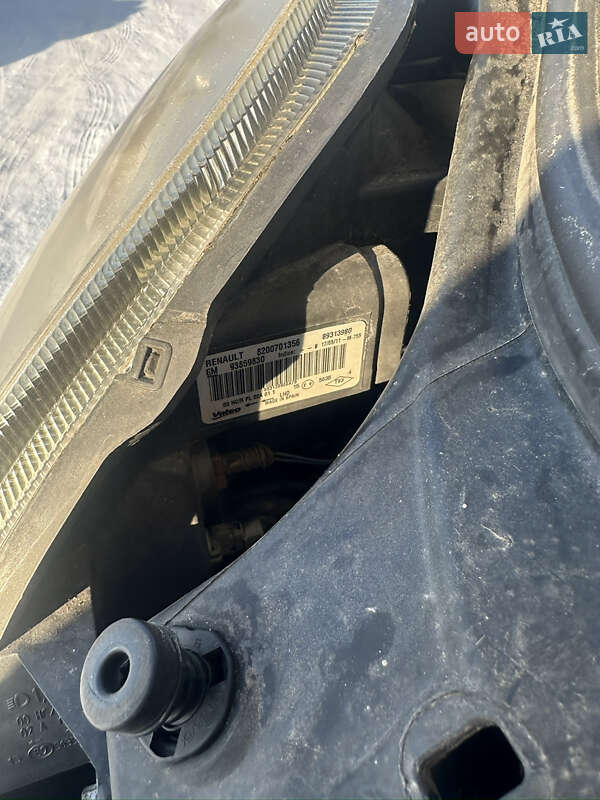 Грузопассажирский фургон Opel Vivaro 2011 в Олевске