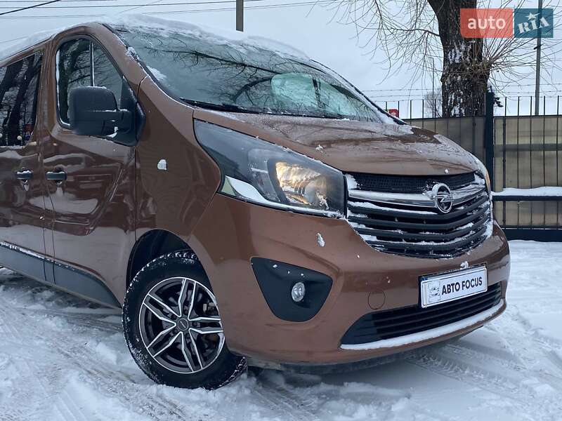 Минивэн Opel Vivaro 2017 в Киеве фото 4 Минивэн Opel Vivaro 2017 в Киеве