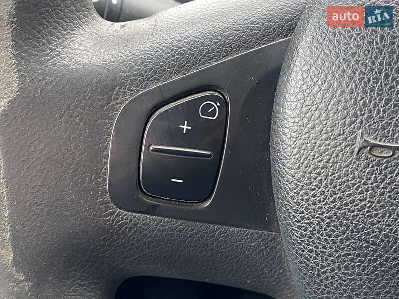 Минивэн Opel Vivaro 2017 в Киеве фото 14 Минивэн Opel Vivaro 2017 в Киеве