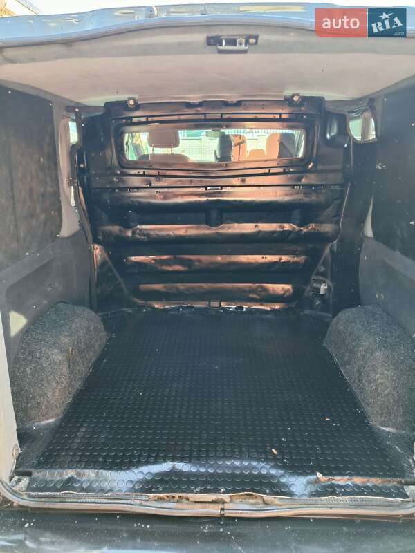 Грузопассажирский фургон Opel Vivaro 2007 в Днепре фото 59 Грузопассажирский фургон Opel Vivaro 2007 в Днепре