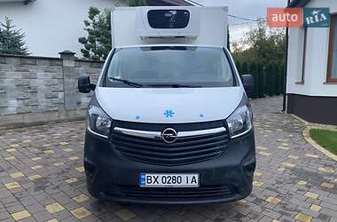 Вантажний фургон Opel Vivaro 2017 в Рівному