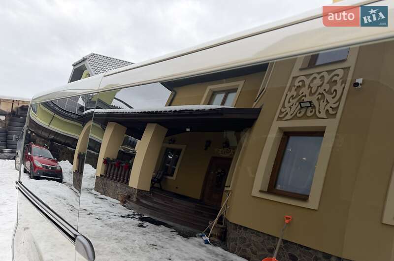 Минивэн Opel Vivaro 2012 в Львове