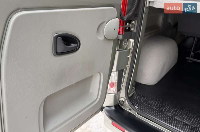 Минивэн Opel Vivaro 2012 в Львове