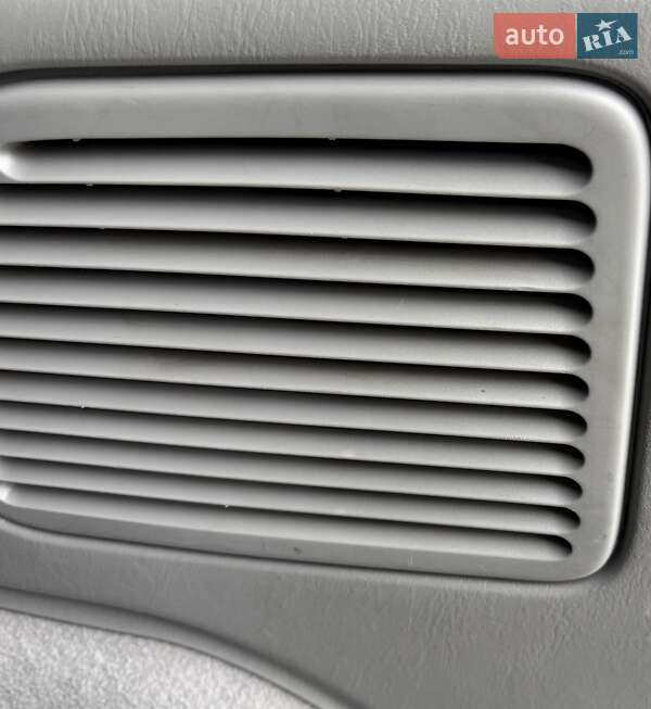 Минивэн Opel Vivaro 2012 в Львове