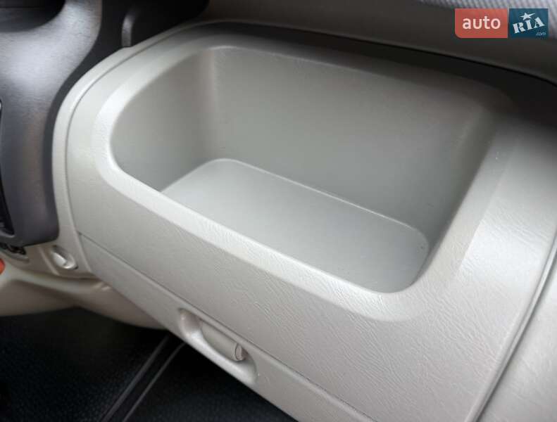 Минивэн Opel Vivaro 2012 в Львове