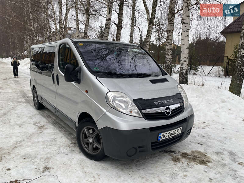 Минивэн Opel Vivaro 2007 в Луцке фото 2 Минивэн Opel Vivaro 2007 в Луцке