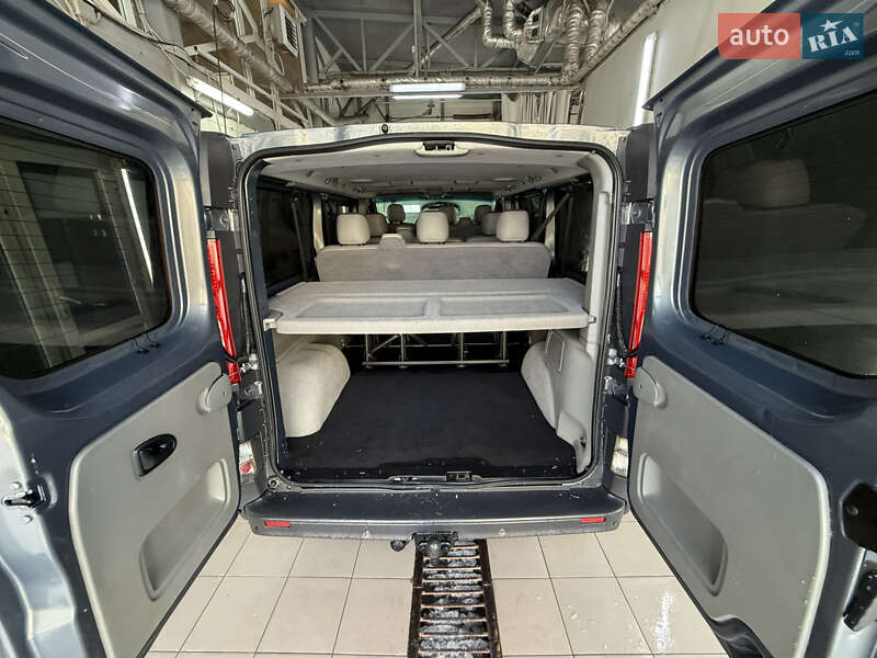 Минивэн Opel Vivaro 2012 в Киеве