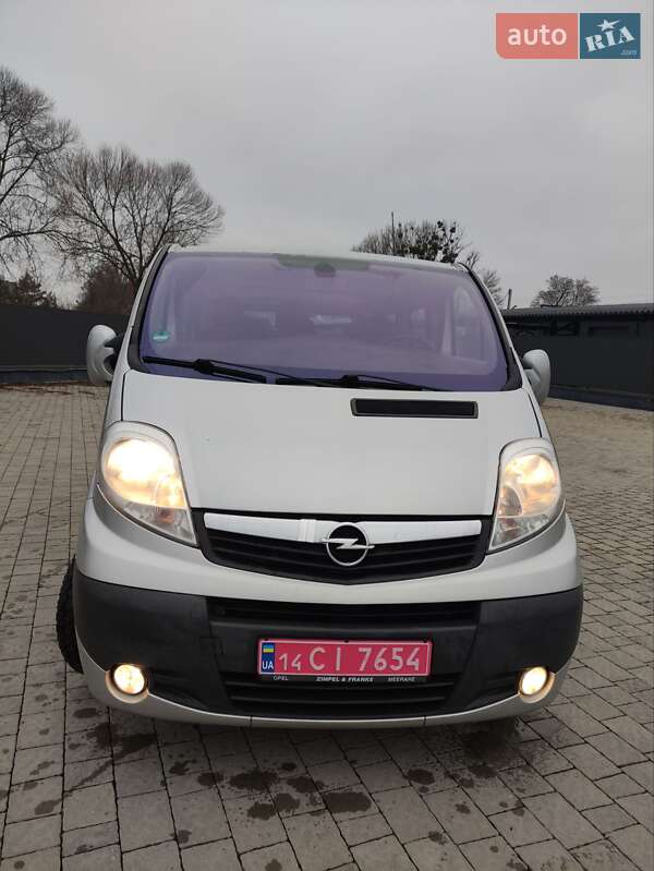 Opel Vivaro 2013 Opel Vivaro 2013