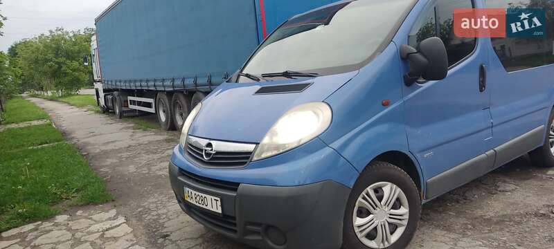 Минивэн Opel Vivaro 2007 в Белой Церкви