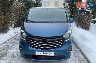 Минивэн Opel Vivaro 2017 в Ровно