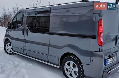 Грузопассажирский фургон Opel Vivaro 2013 в Дубно