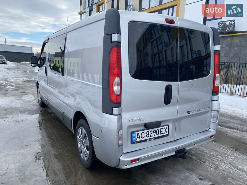 Минивэн Opel Vivaro 2007 в Луцке фото 7 Минивэн Opel Vivaro 2007 в Луцке