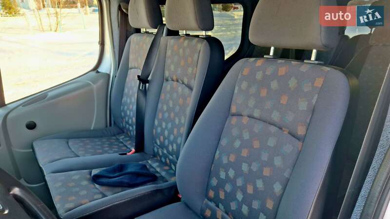 Минивэн Opel Vivaro 2005 в Емильчине фото 7 Минивэн Opel Vivaro 2005 в Емильчине