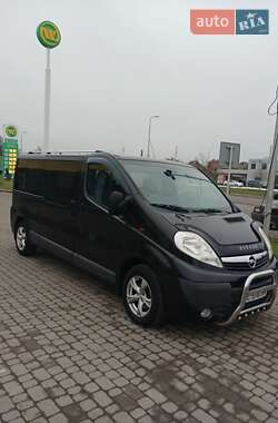 Минивэн Opel Vivaro 2009 в Мостиске