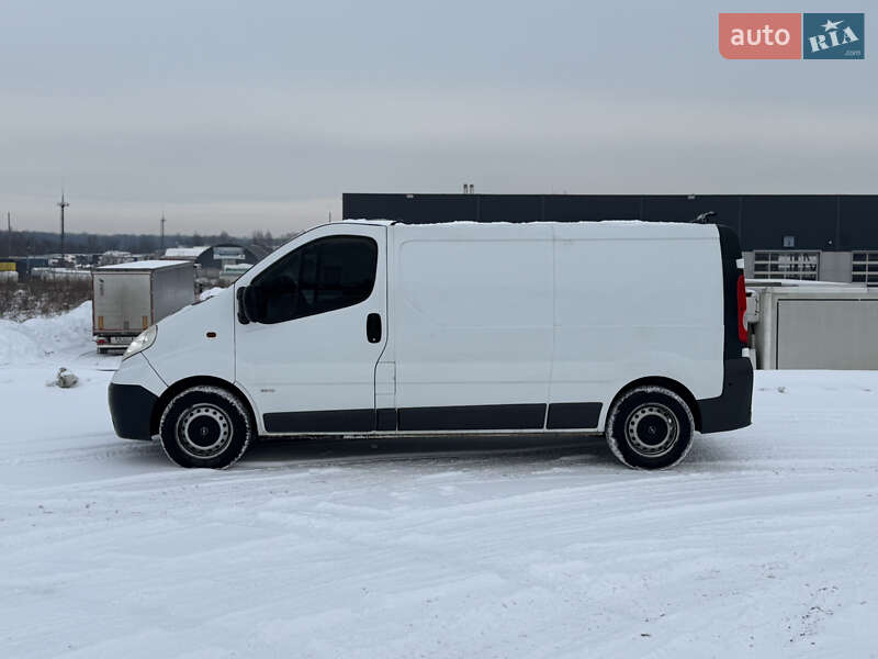 Грузовой фургон Opel Vivaro 2012 в Львове фото 2 Грузовой фургон Opel Vivaro 2012 в Львове