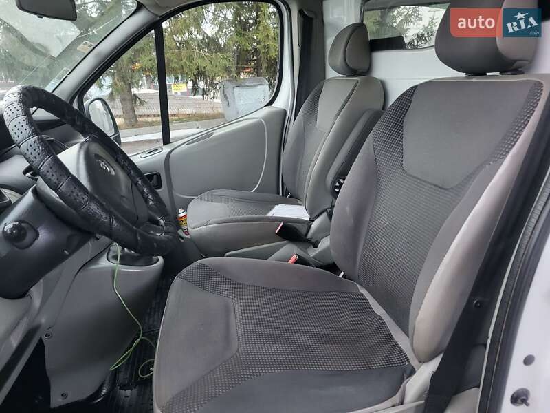 Грузопассажирский фургон Opel Vivaro 2011 в Хмельницком фото 72 Грузопассажирский фургон Opel Vivaro 2011 в Хмельницком