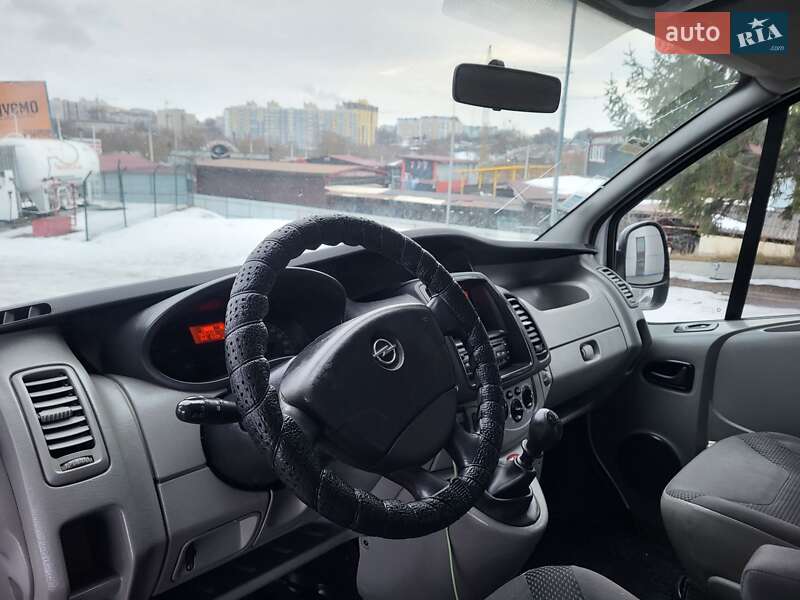 Грузопассажирский фургон Opel Vivaro 2011 в Хмельницком фото 77 Грузопассажирский фургон Opel Vivaro 2011 в Хмельницком