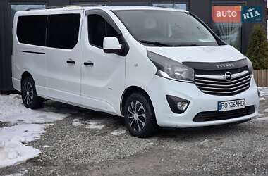 Мінівен Opel Vivaro 2015 в Тернополі