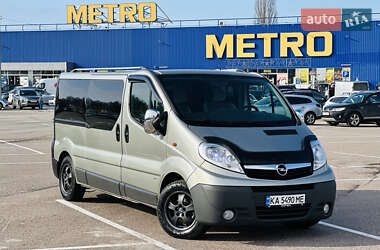 Минивэн Opel Vivaro 2010 в Житомире