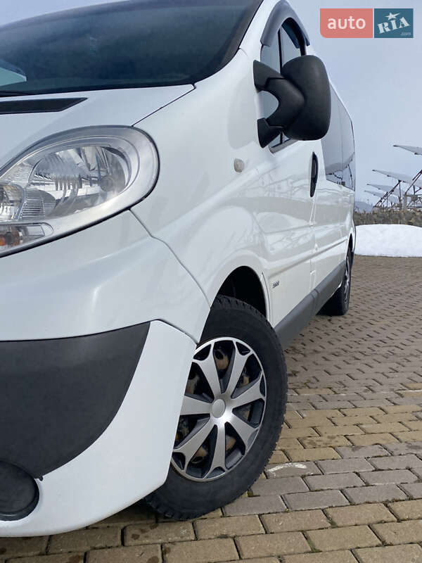 Минивэн Opel Vivaro 2013 в Виннице
