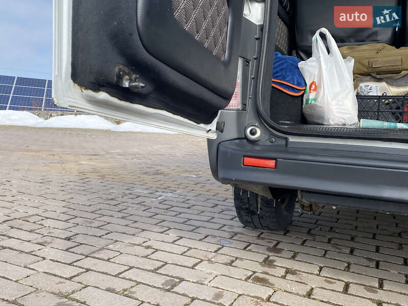 Минивэн Opel Vivaro 2013 в Виннице