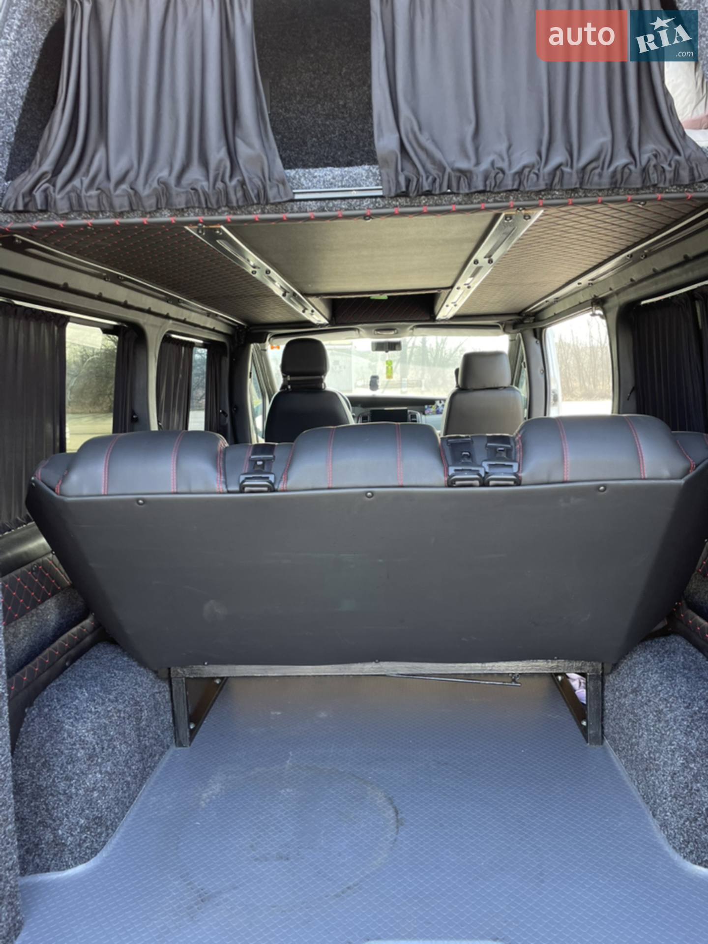 2010 Opel Vivaro - мініатюра 16